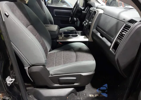 2013 Ram 1500 Big Horn z USA, uszkodzony, nr VIN 1C6RR7GT4DS709926